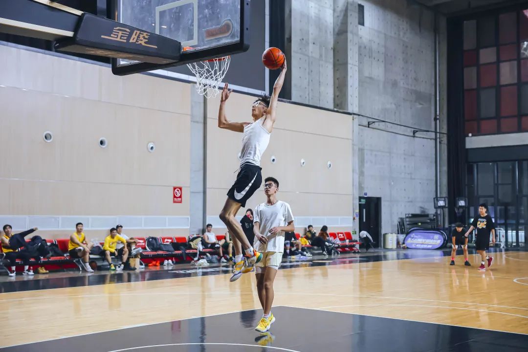 佳能eosr6markii相机镜头推荐,佳能eosr6mark2直出