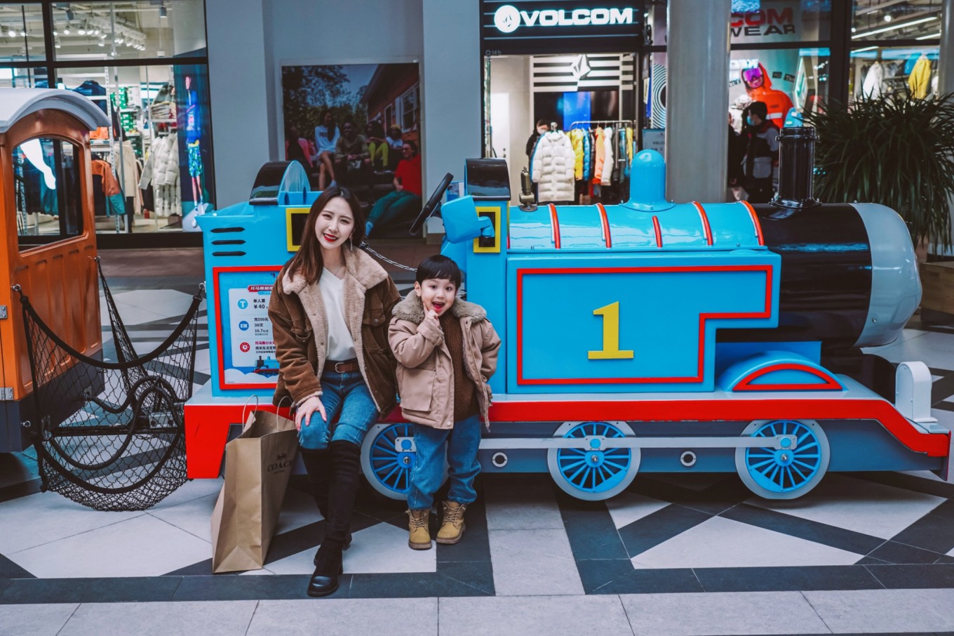 上海佛罗伦萨小镇儿童攻略,上海佛罗伦萨小镇最全购物攻略