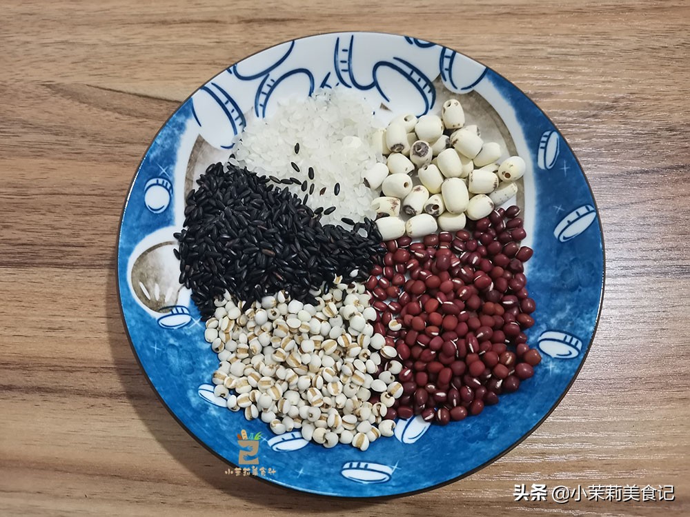 女人皮肤干燥需要补水吗,秋冬皮肤干燥可以每天敷面膜吗