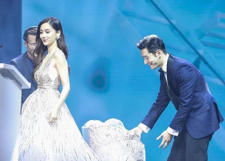 杨颖的颜值从低谷到神坛,杨颖的盛世颜值