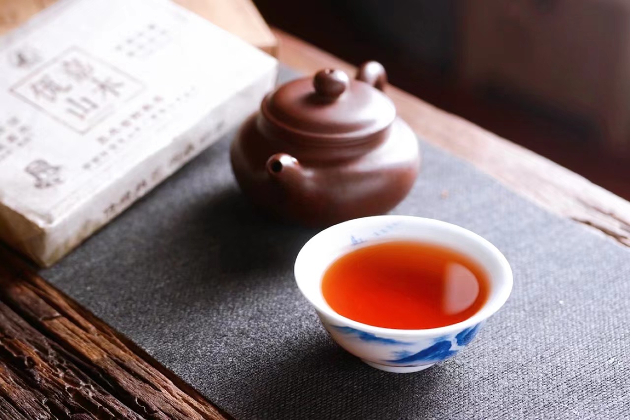 看完这位普洱茶人的故事，我对茶叶行业更有信心了