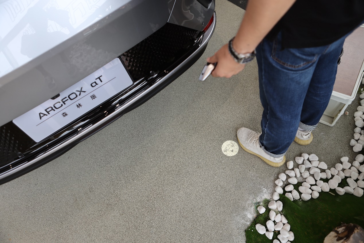 极狐阿尔法s森林版优惠落地价,极狐阿尔法s森林版525e落地