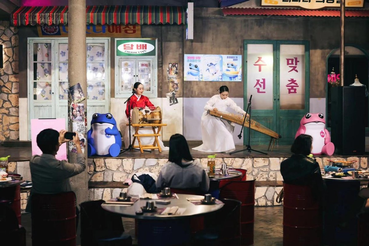 “超级格乐利雅”全新商业密码*揭露大**！重构艺术体验＋新零售商业模式，开创艺术潮流新地标