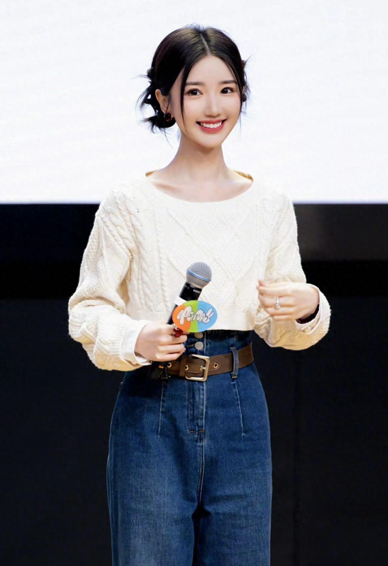 毛晓彤时尚酷感造型,毛晓彤潮人穿搭