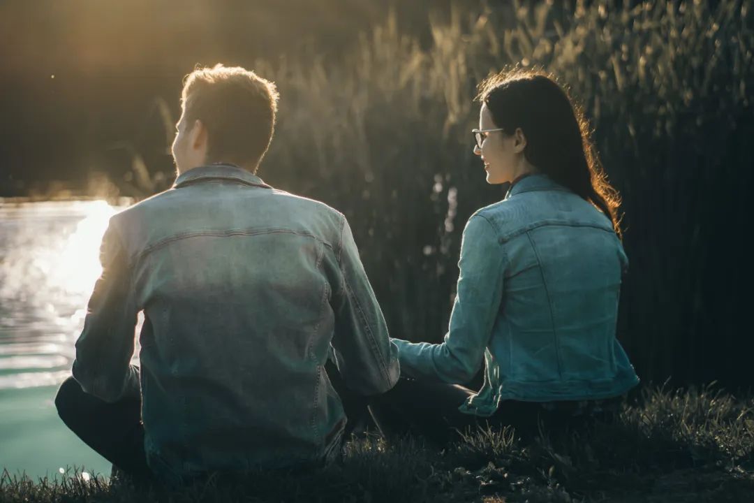 对前任念念不忘的三大生肖,对前任念念不忘的三个星座