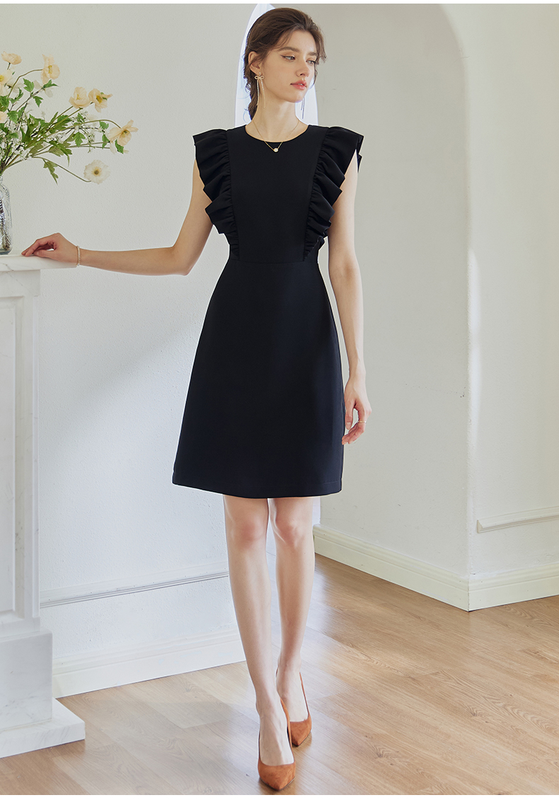 30岁女生穿什么牌子精致,30女人穿什么牌子衣服减龄