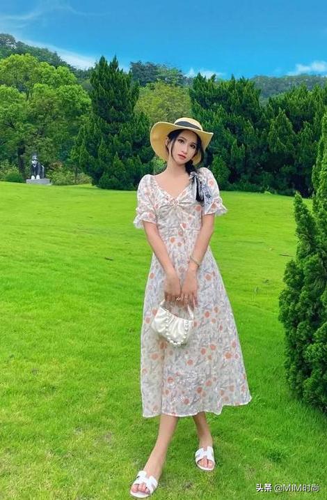 三款裙子配哪种鞋漂亮,适合搭配仙女裙的秋冬鞋子分享