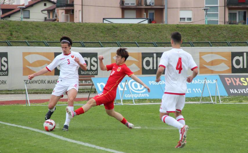 国足0-6惨败后的思考,国足0-3惨败39969人见证