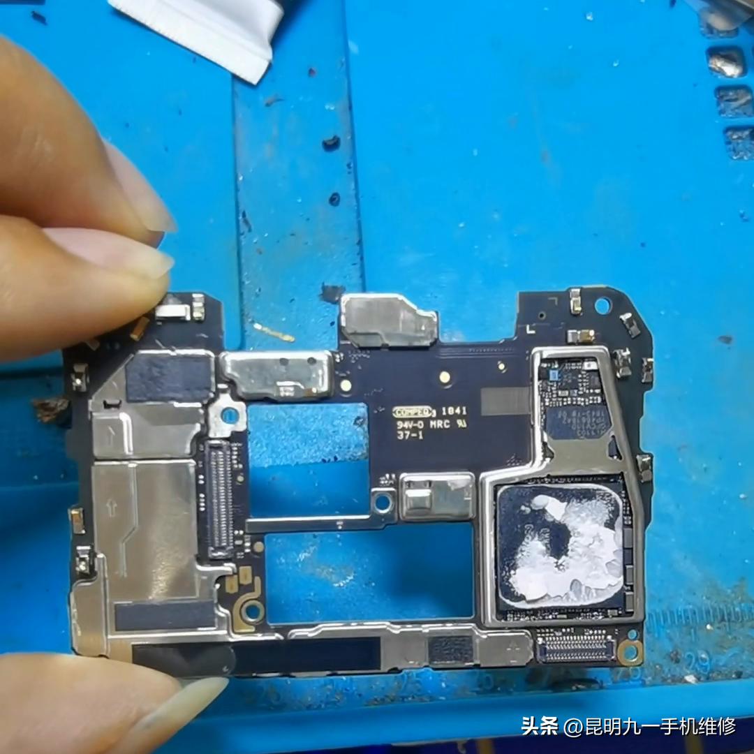 手机摔坏了如何把数据导入新手机,苹果怎么传输旧手机数据到新手机