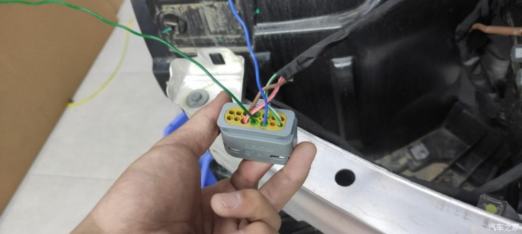 老款奔驰e升级几何大灯,奔驰e升级原车几何多光束大灯