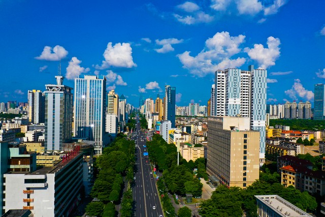 我在广州打工经历,为啥进厂打工一年的收入不到10万