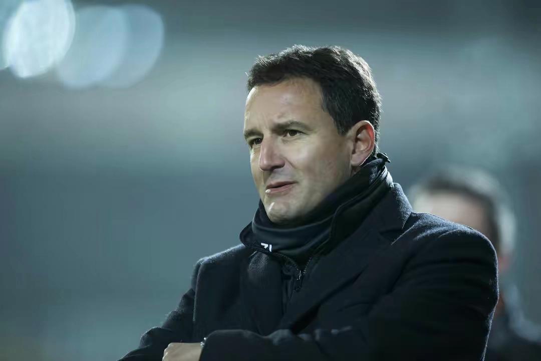 新国足主帅扬科维奇集训名单,国足新教练扬科维奇塞尔维亚