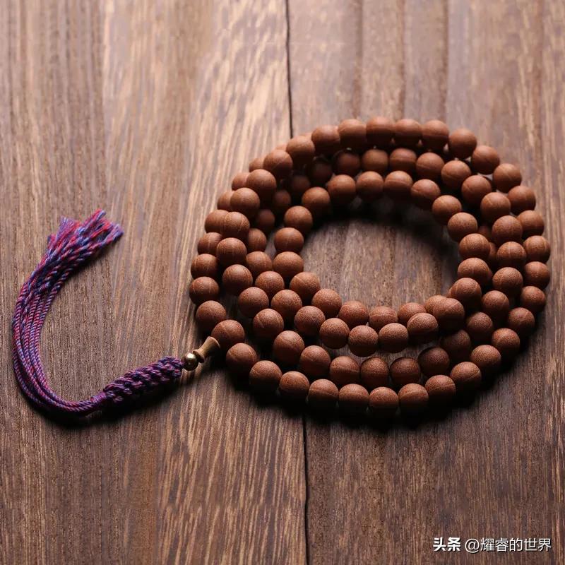 五线菩提手串戴法,菩提佛珠的各种搭配