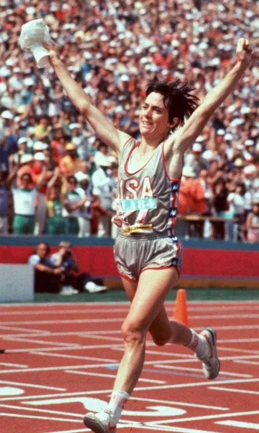 第一件内衣怎么选,运动型的内衣是哪一种