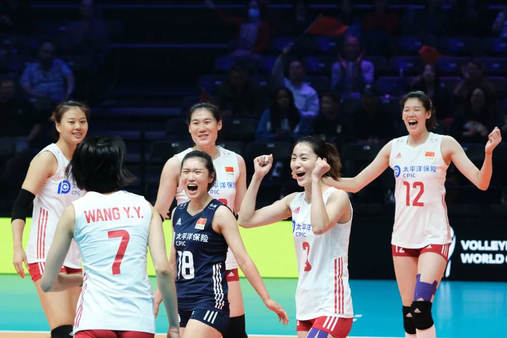 女排对巴西幕后故事,女排对巴西新闻