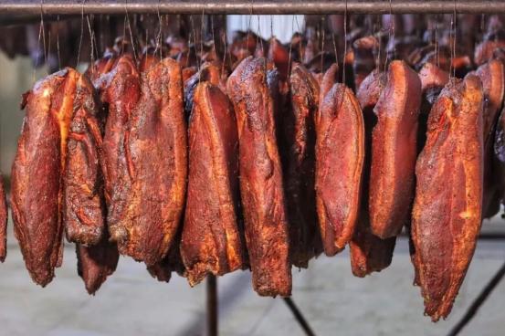 腌腊肉一斤腊肉放多少盐,腌腊肉方法十斤肉放多少盐