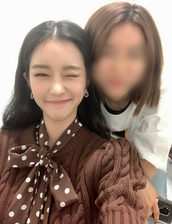 真实故事：她被曝操纵男友、学历造假等诸多争议，复出新剧惹非议