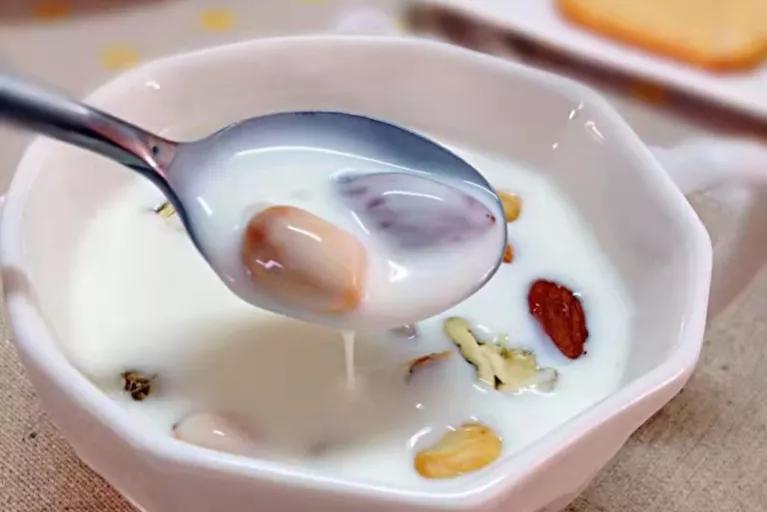 生牛乳酸奶口碑最好的前十名,国内生牛乳的酸奶