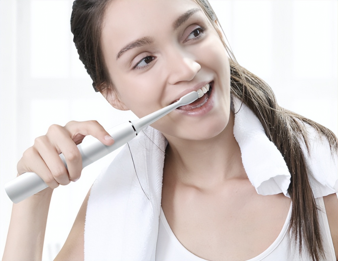 哪个品牌电动牙刷好用耐用,电动牙刷哪个牌子经济实惠