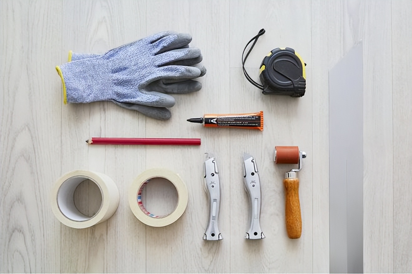 spc石塑地板的养护方法,lvt地板和spc地板的区别