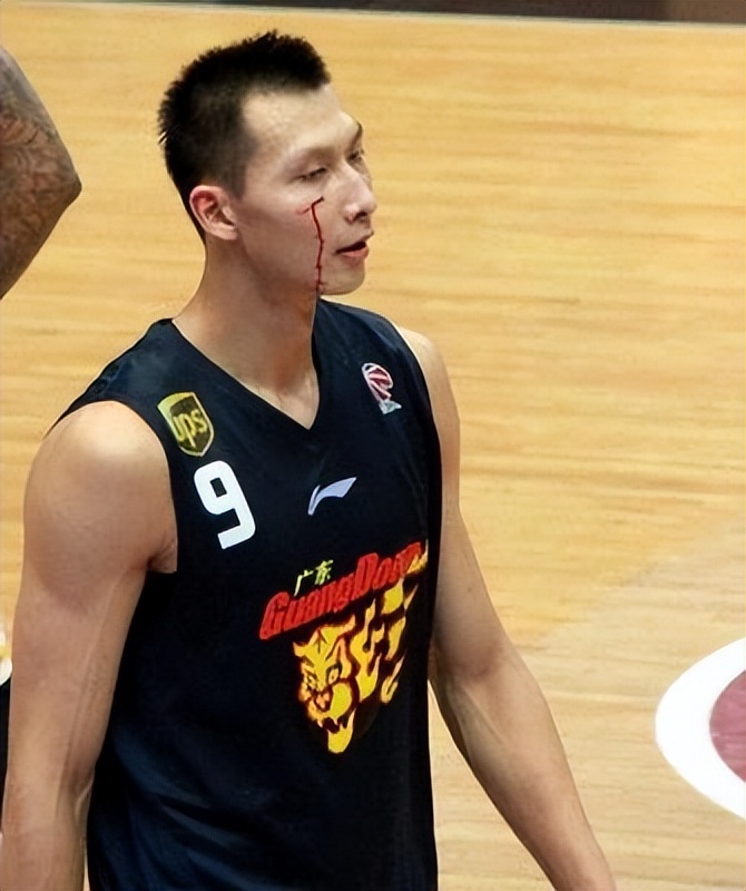 易建联结婚生子了吗,易建联娶老婆了吗