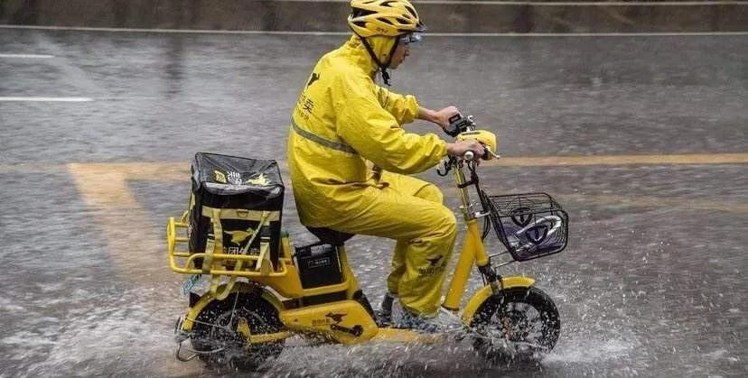 外卖小哥月入过万是真的么,聊聊外卖小哥月入过万的故事