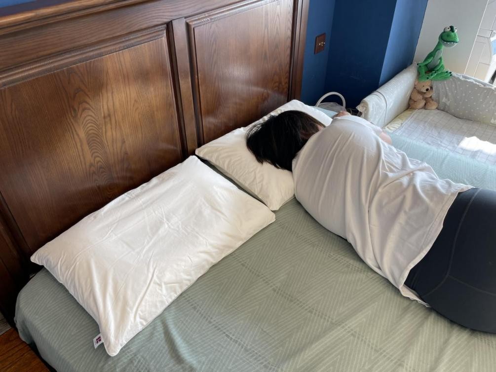 怎么选购一个适合自己的枕头,双人舒适枕头怎么选购技巧