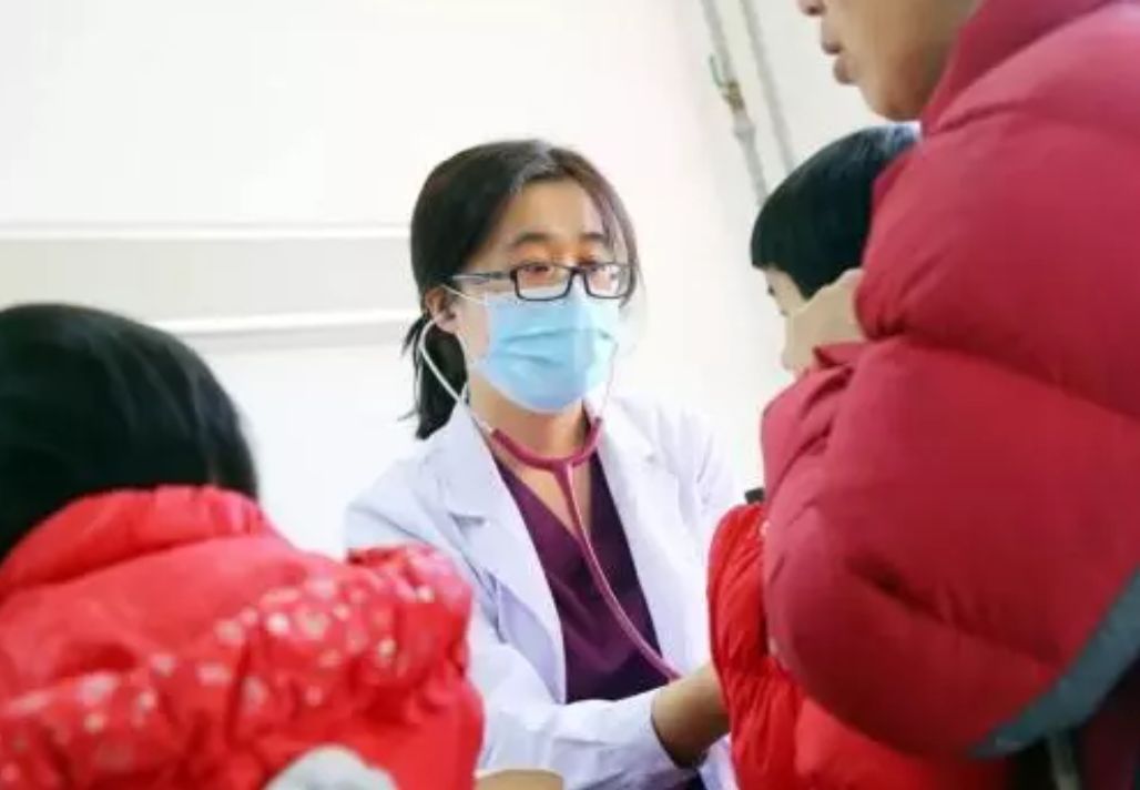 14岁森碟170cm令人惊叹，花1万买1cm，打生长激素值得吗？