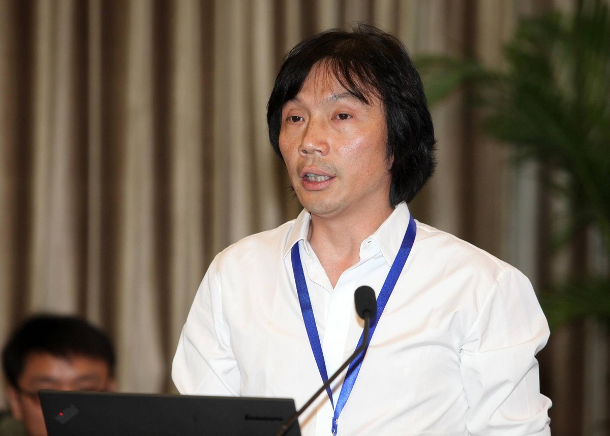 团队散伙、分家切割、门店更名，昔日蛋糕大王，还能好利滚滚来？