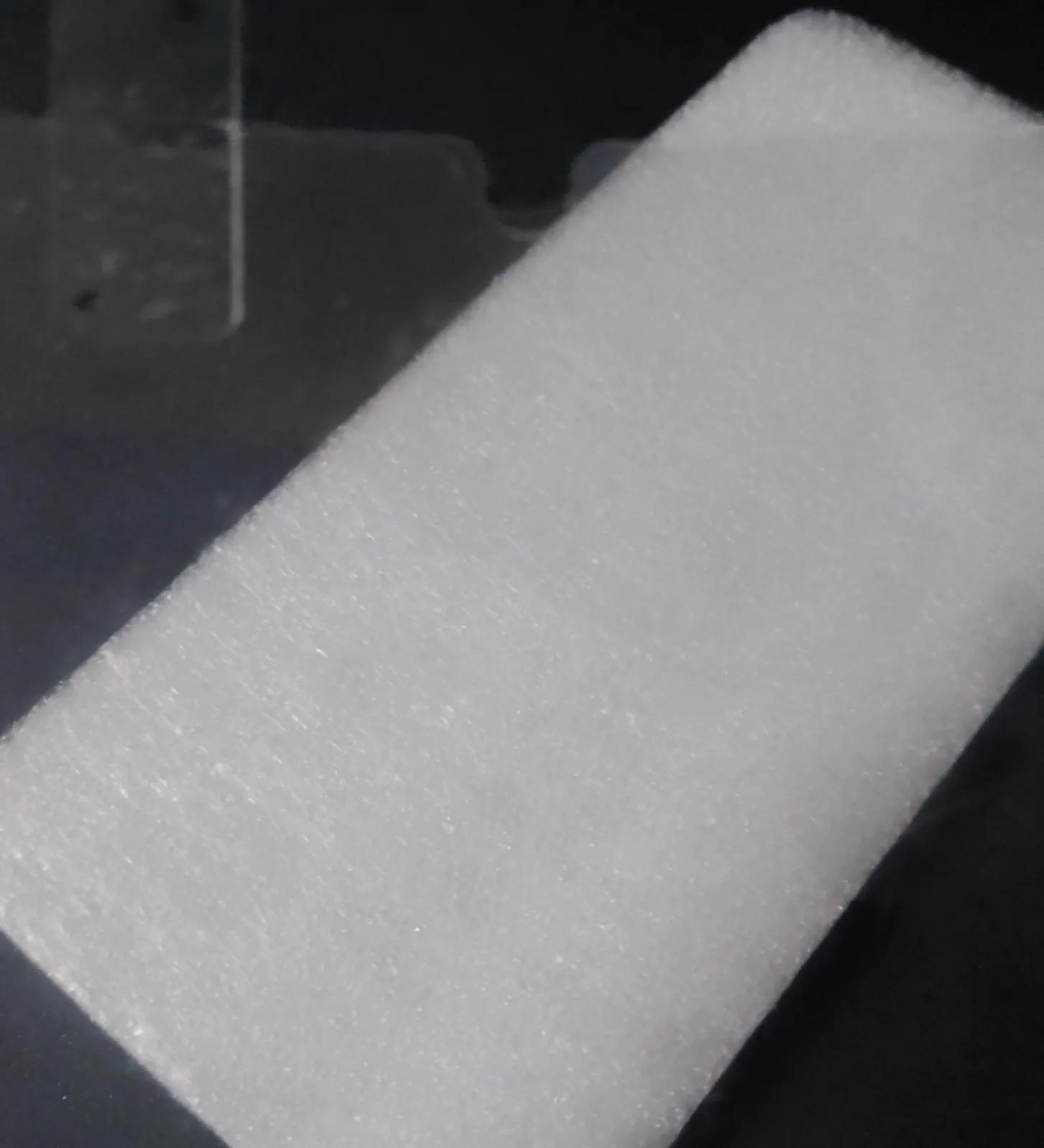 手机贴膜需要注意的小细节