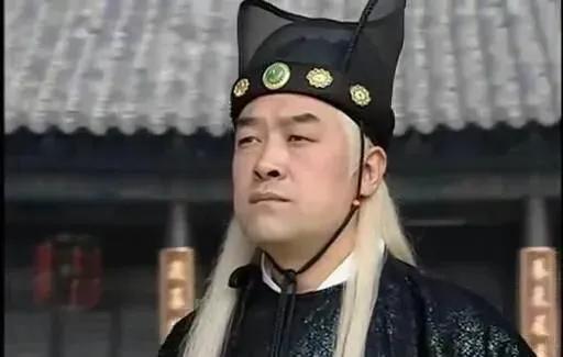 泰国人妖靠什么维持性别,泰国人妖和女性如何区分