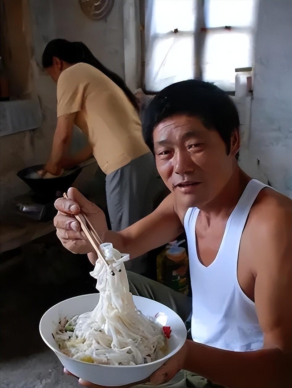 江苏夫妻守岛32年,夫妻坚守孤岛32年