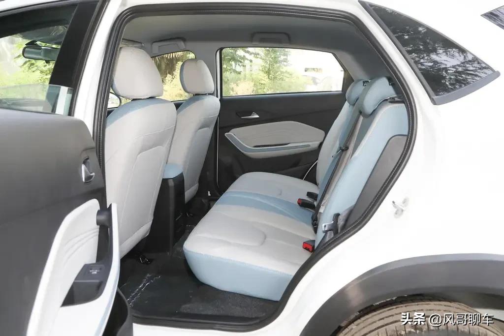 18年瑞虎3x手动挡豪华版7万公里,瑞虎3x2023款手动蓝色