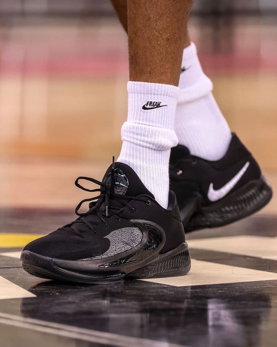 耐克aj37不败联名,耐克aj37配色