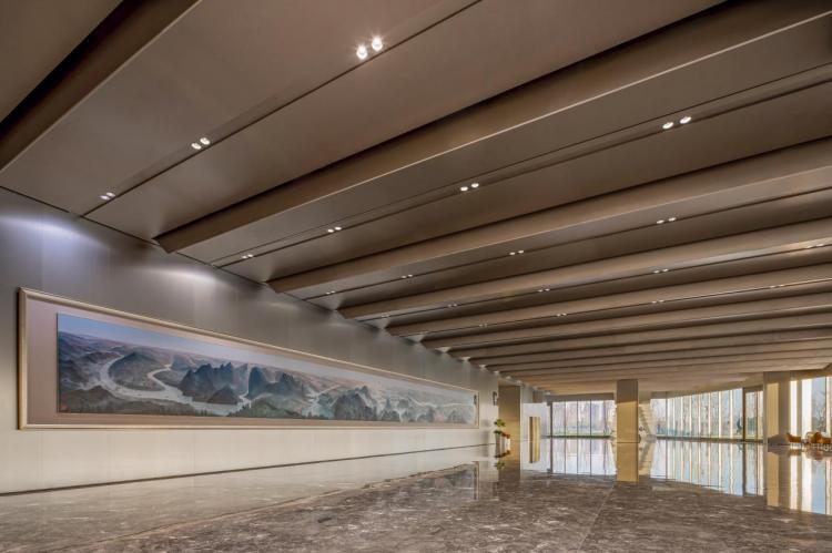 宁彩飞扬——谭晓明谈南京扬子江国际会议中心及酒店艺术品