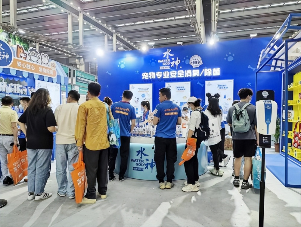 旺旺布局宠物赛道，子品牌水神引爆深宠展