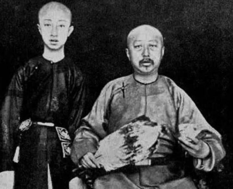 清朝有一个比皇帝还大的官职,清朝特殊的官职权力比皇帝还大