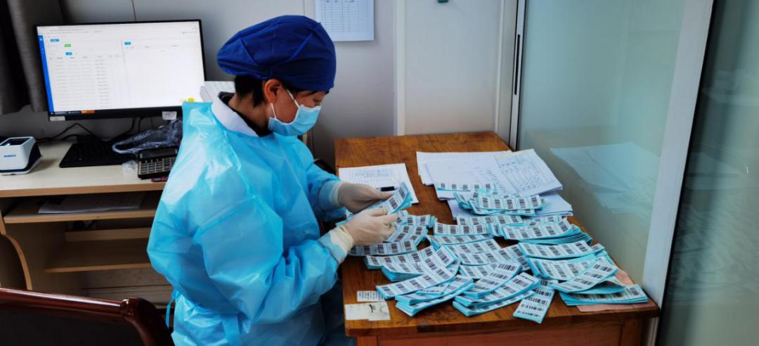 濮阳县人民医院：角落盛开英雄花