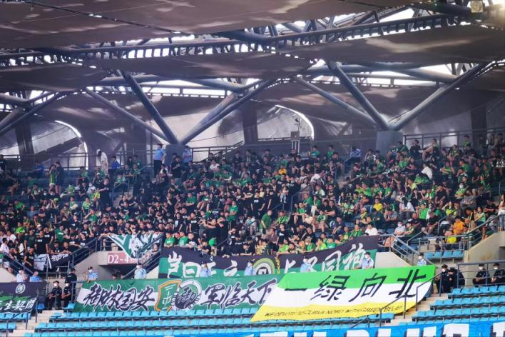 一次七千人的京连对决，一场无人满意的2比2，拉跨与换帅是主旋律