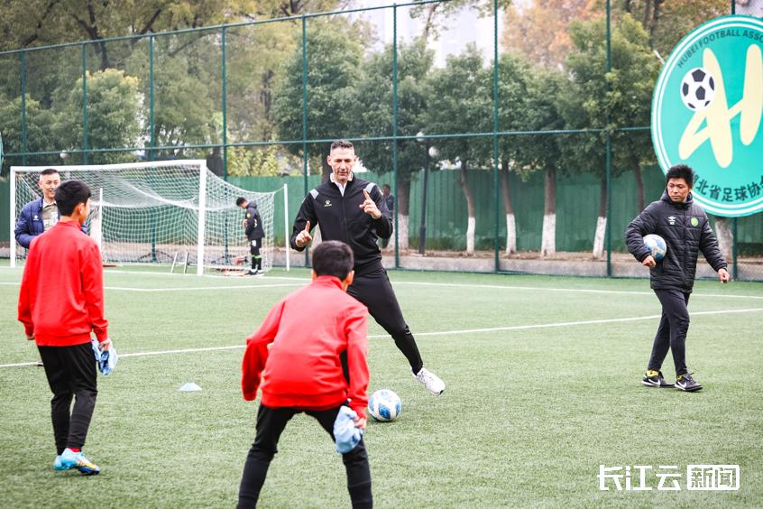 湖北足球小将,湖北足球天才少年