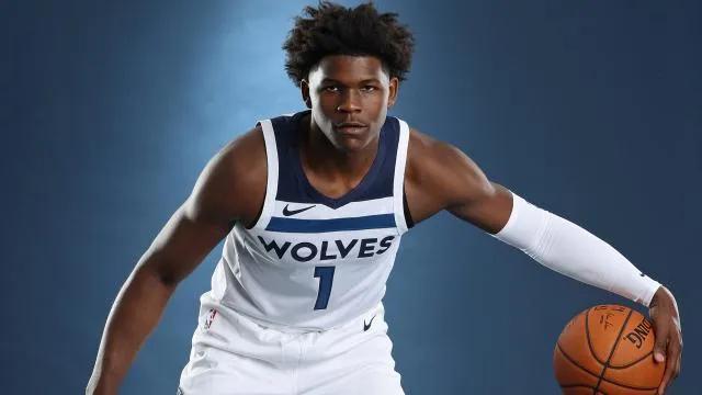 20年选秀三球,哈利伯顿华子三球数据对比