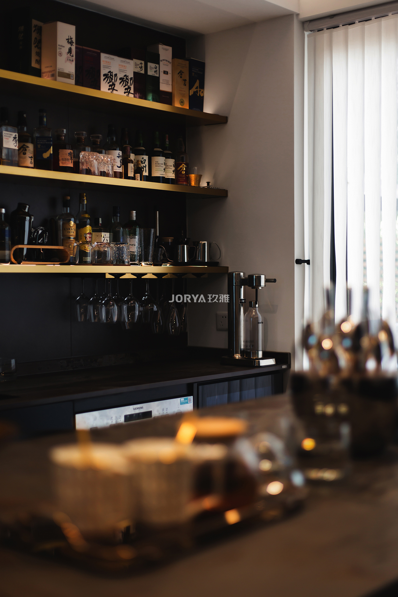 令人眼前一亮的艺术氛围，好像杂志里的家