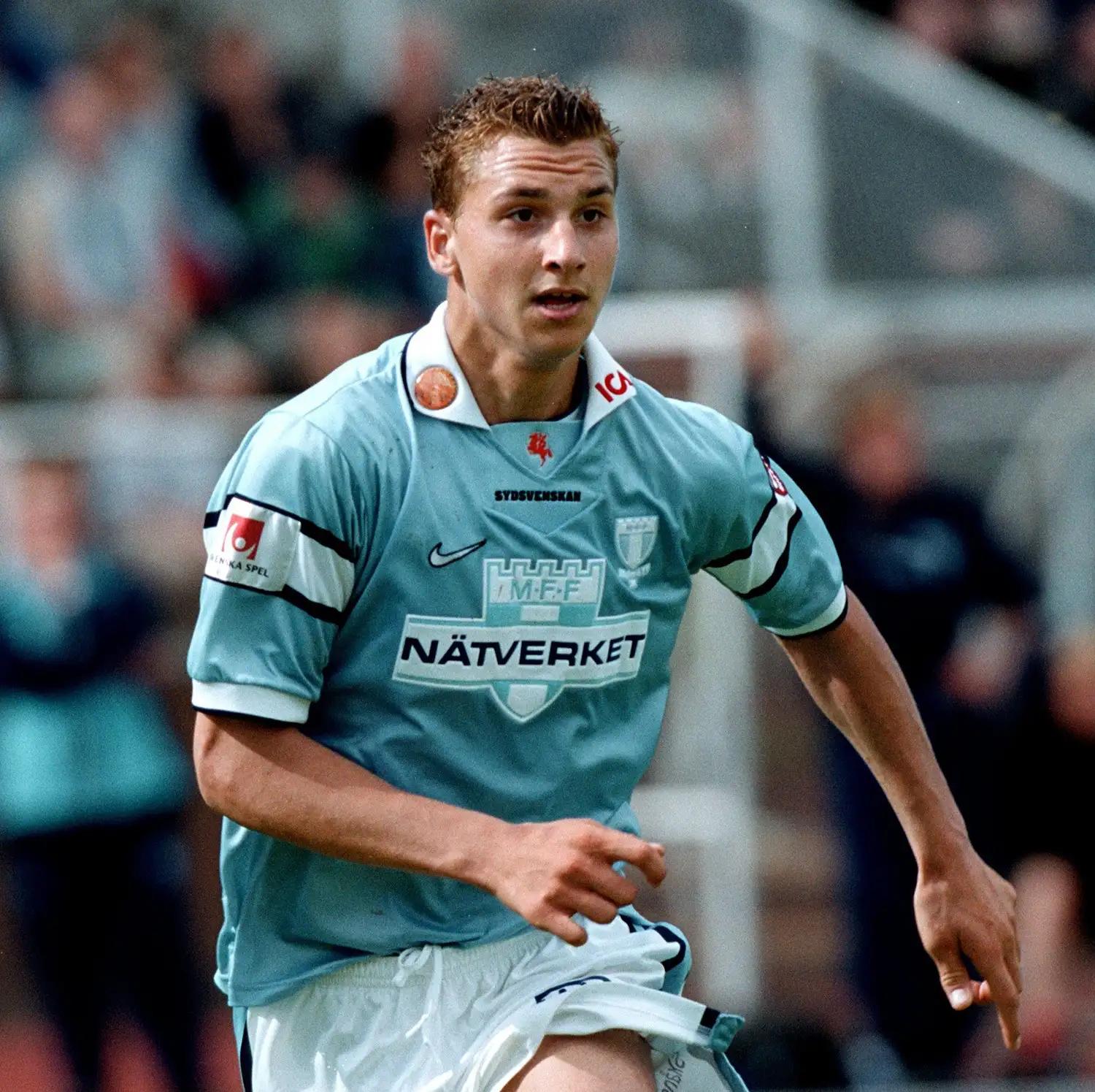 伊布退役光辉岁月,小贝圆月弯刀助攻伊布告别绿茵场