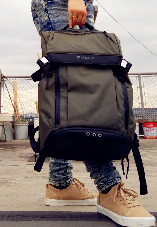 地平线8号双肩包穿搭,地平线8号双肩背包