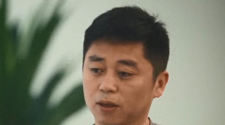 2015年男子64万存款被盗刷，银行称与它无关，法官听后当场重判