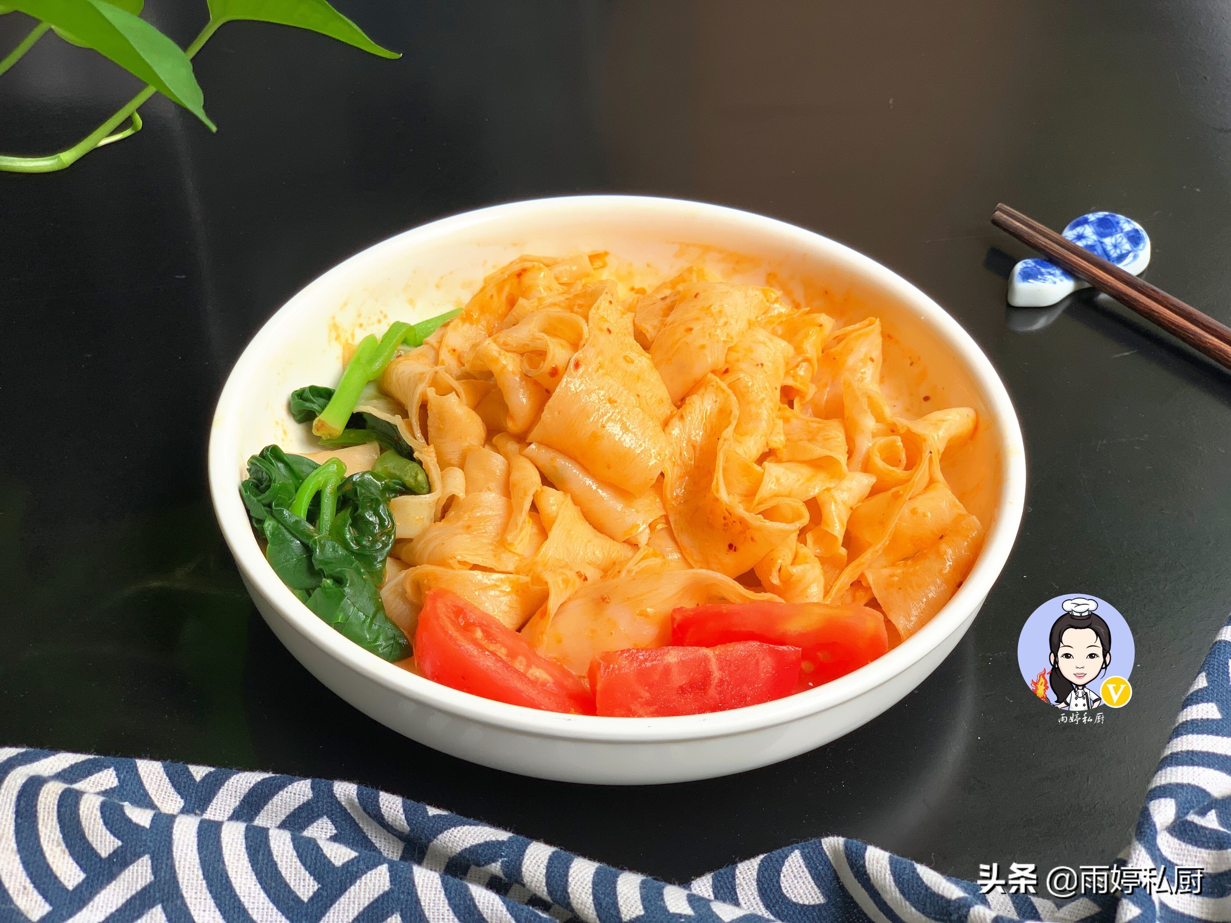 这3种方便面筋道爽滑太好吃了,方便面哪一种比较好吃一点