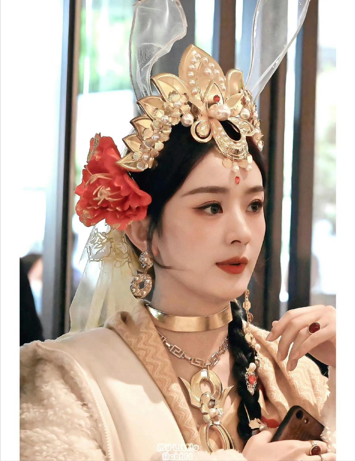 鞠婧祎赵丽颖角色混剪,鞠婧祎和赵丽颖的合拍视频