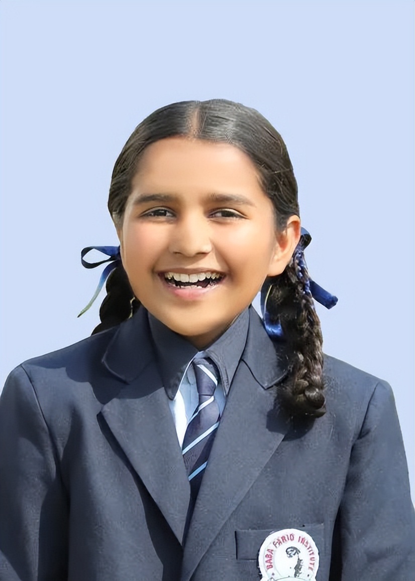 怎么照一寸白底证件照电子版,怎样将证件照设为标准证件照