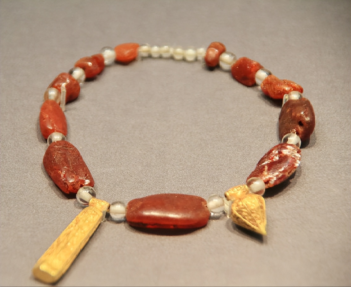 无瑕胜玉美至洁过冰清的意思,无瑕胜玉美