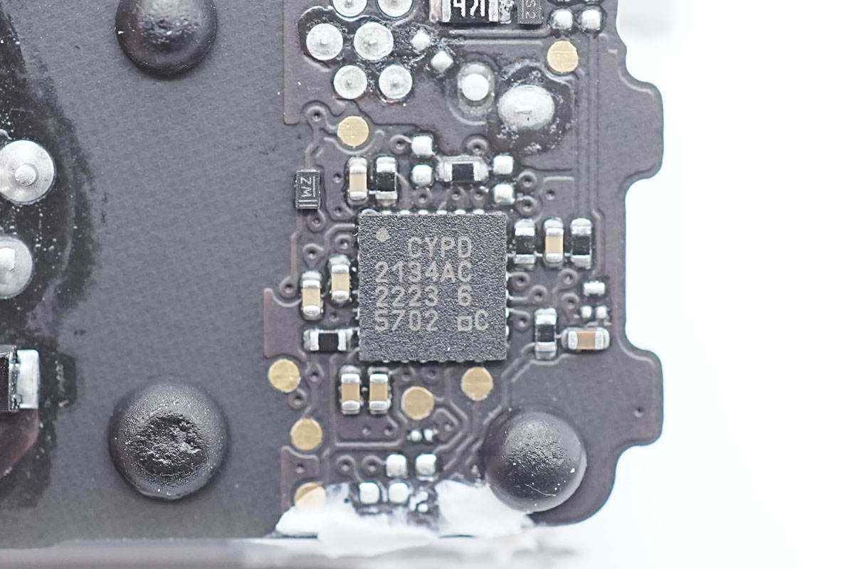 苹果原装20w快充一个小时充电50%,苹果原装快充20w充14pm要充多久